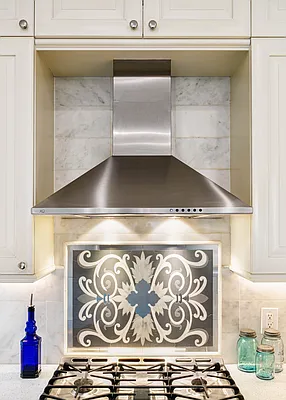 Sold by Compass | media 22