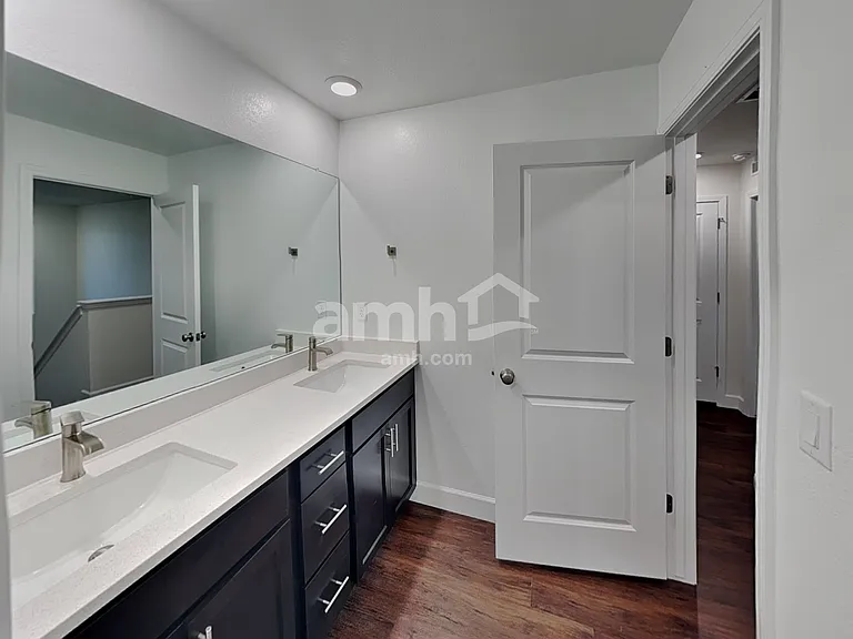 8265 Joyce Cir — Photo 13