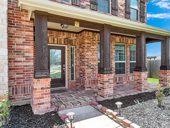 4th image of 26803 Lindenwood Creek Ln