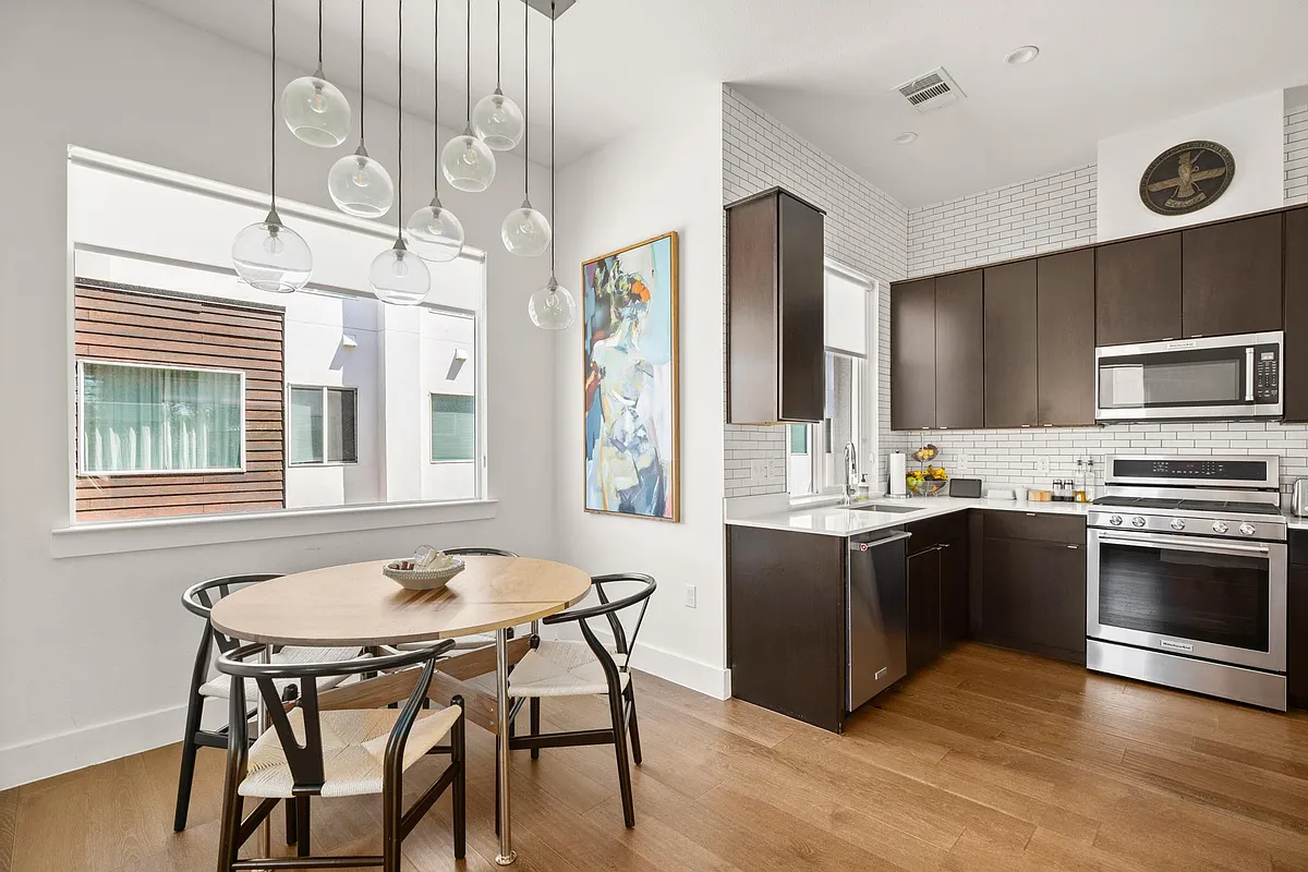 Building Photo - 505 Tillery St #1