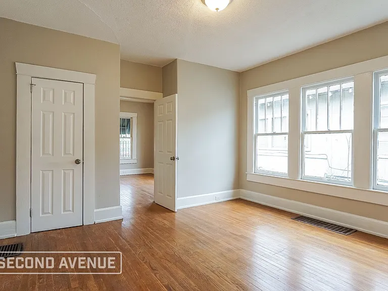 4105 Avenue Q — Photo 8