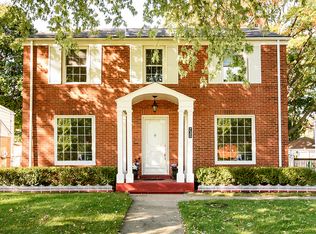 736 S La Grange Rd, La Grange, IL 60525