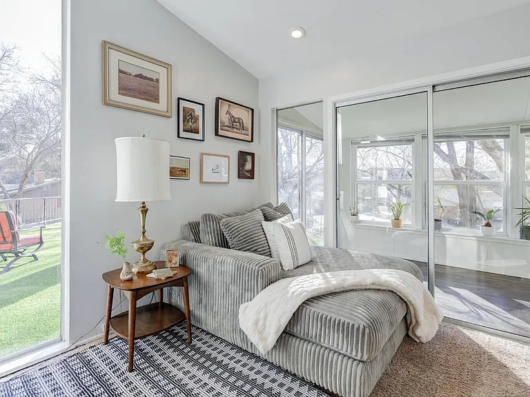 58 E Lakeshore Dr — Photo 34