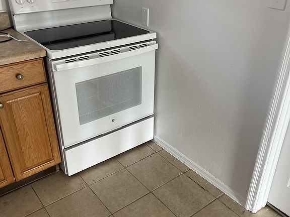 3rd image of 1644 Ocean Shore Blvd S