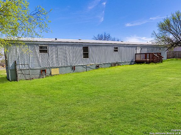 5th image of 206 county road 5601
