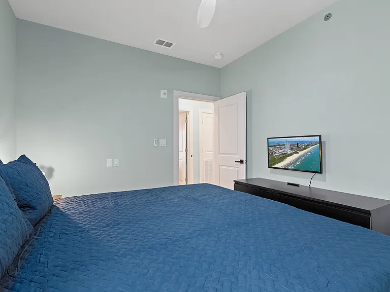 111 W Sunny Isle Dr #301 — Photo 15