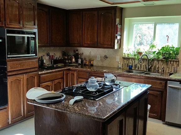 3rd image of 8780 Country Vista Ln