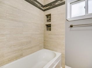 10009 Sparrow St, La Porte, TX 77571