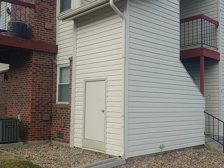 11961 Bellaire St #C — Photo 10