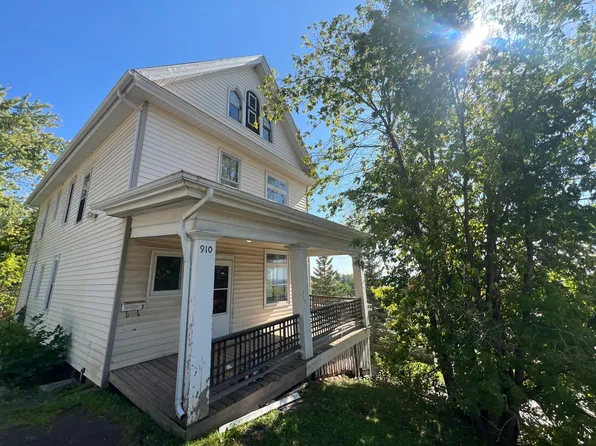 910 N 22nd Ave W, 910 N 22nd Ave W #1, Duluth, MN 55806