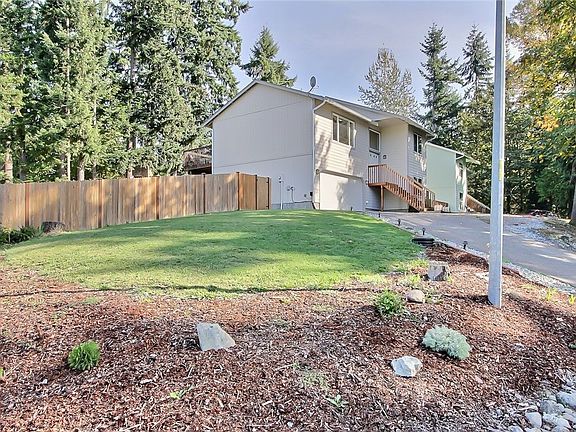 2nd image of 20301 117th St E