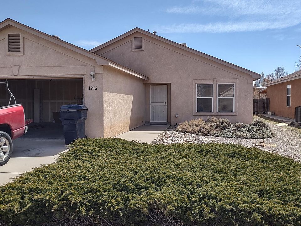 1st image of 1212 Tanglewood Pl NW