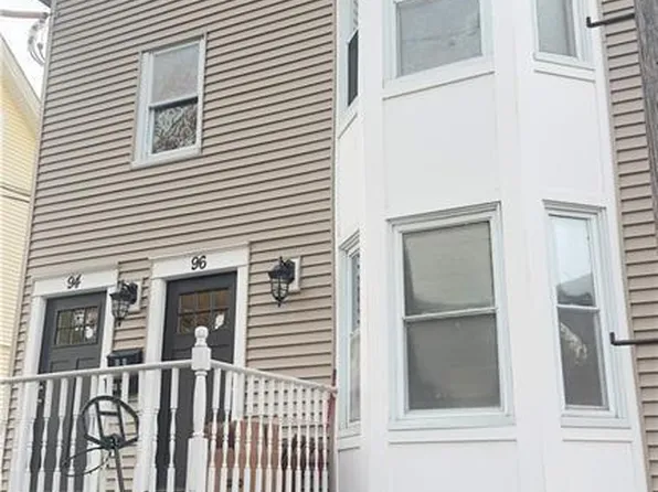 94 Anthony St, East Providence, RI 02914