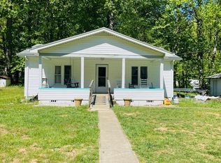 3360 Conleys Creek Rd, Whittier, NC 28789