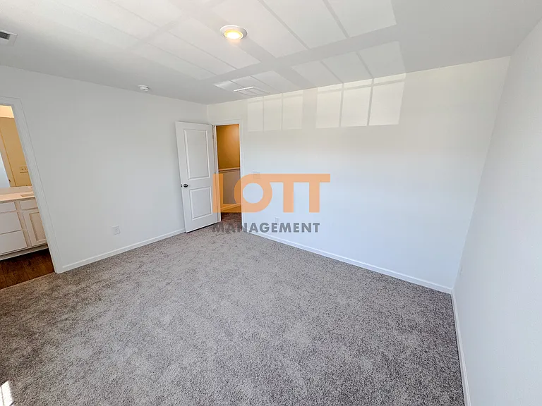 202 Hunthill Rd — Photo 22