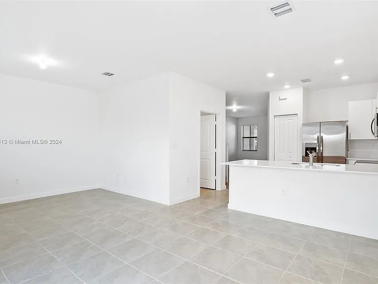 11934 SW 247th Ter — Photo 12