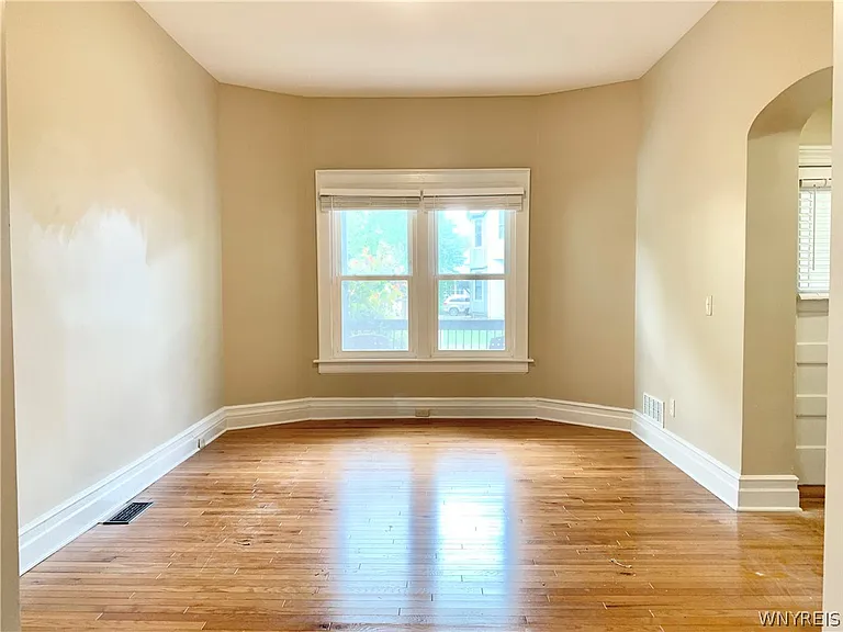 514 Massachusetts Ave #LOWER — Photo 4
