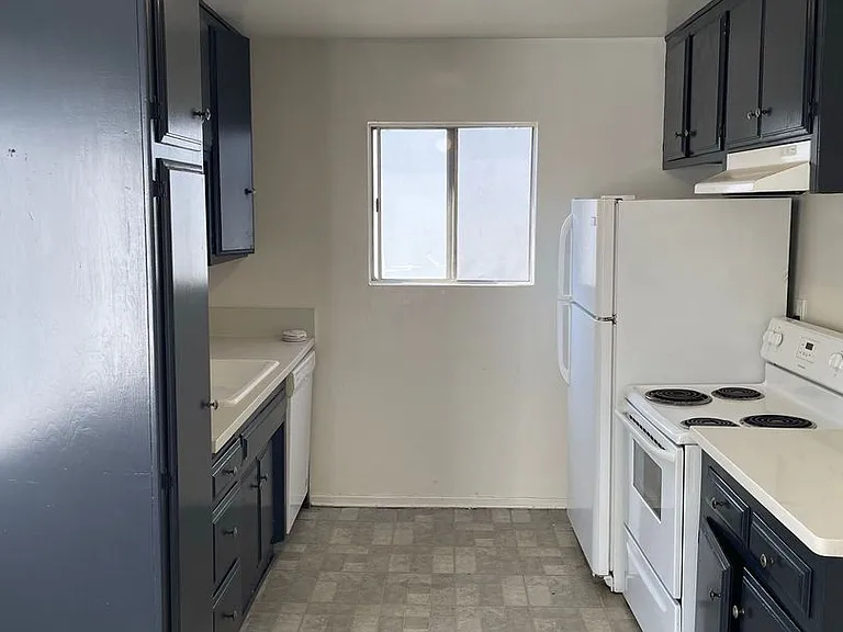 825 S Bedford St — Photo 9