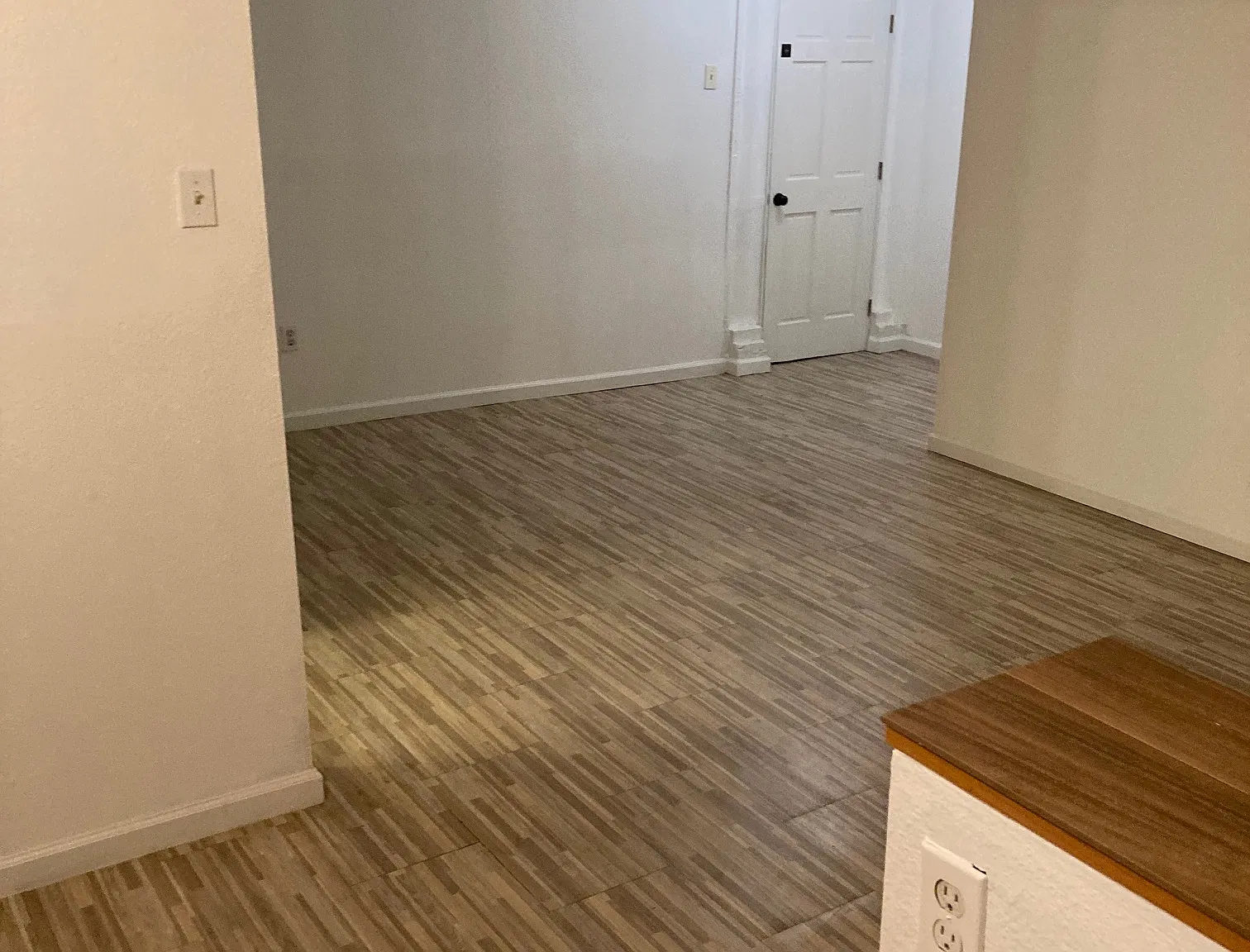 Studio, 400 sqft, $1,200 — Photo 4