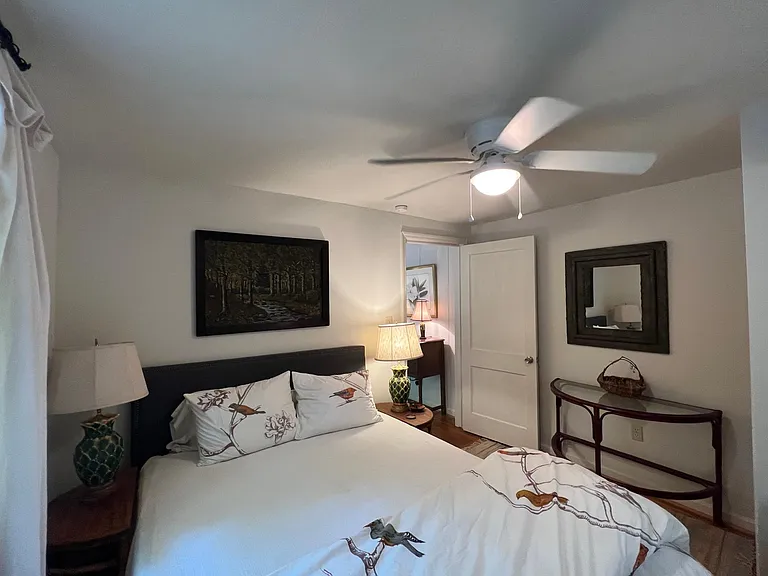 2517 Riverside Dr — Photo 9