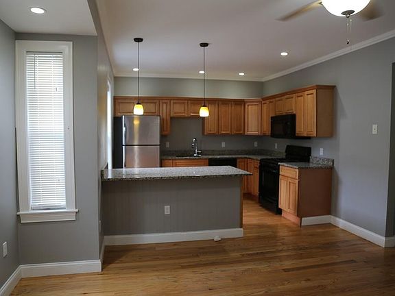 3rd image of 12 Lorenzo St #1
