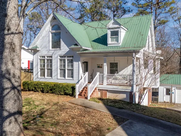 3852 Clubhouse Dr, Gainesville, GA 30501