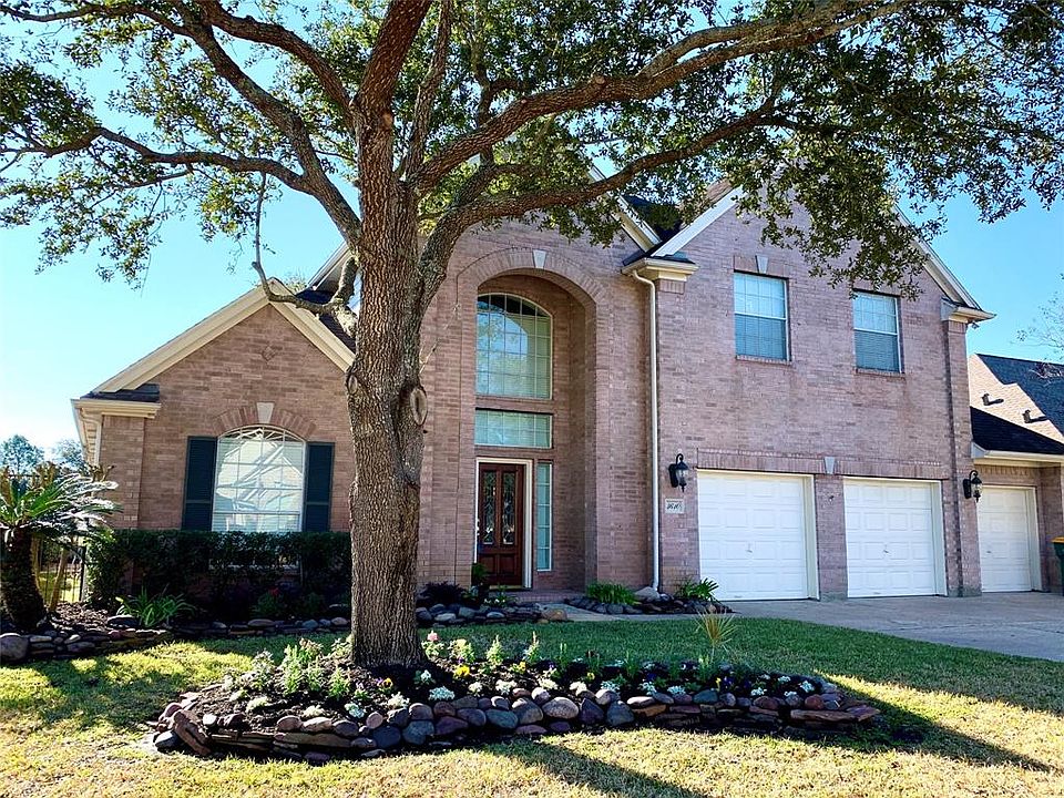 1st image of 3610 E Cedar Hollow Dr