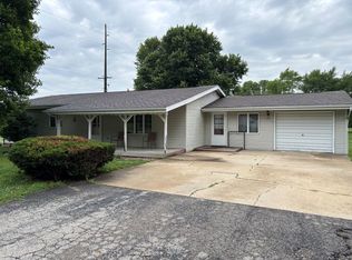 375 W Iroquois St, Sheldon, IL 60966