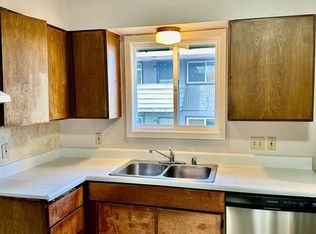 3932 E 9th Ave #1, Anchorage, AK 99508