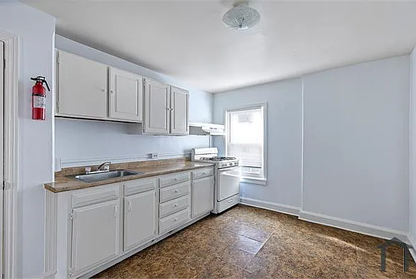2 bed, $1,600 — Photo 2