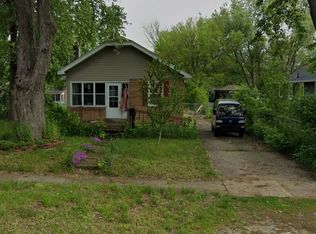 311 Farnham St SE, Kentwood, MI 49548