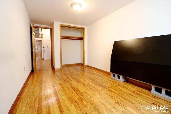 Rented by Spire Group | media 18