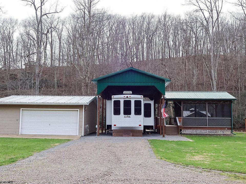 1st image of 109 Palmer Dr