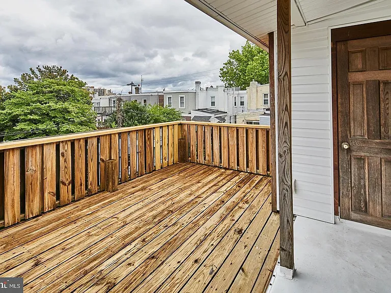 1607 W 9th St — Photo 19