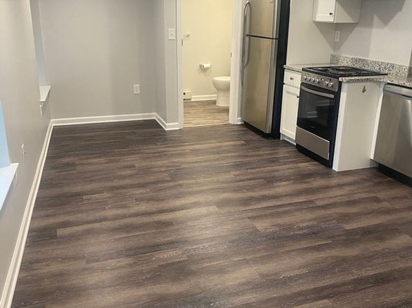 225 High St APT 10