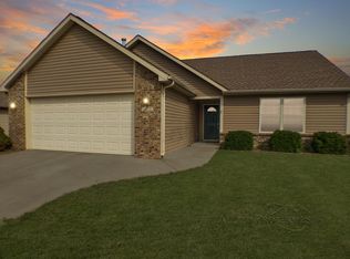 1432 W Candlewick Ln, West Lafayette, IN 47906