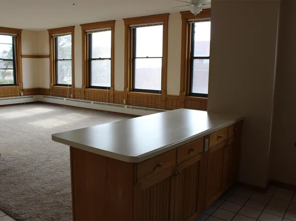 916 E 3rdapartment #110, Duluth, MN 55805