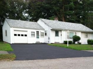 107 Ridgewood Dr, Norwood, MA 02062