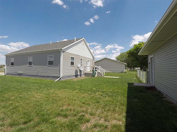 3rd image of 2446 W 15th St