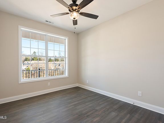 3rd image of 2338 Birch Hollow Ln