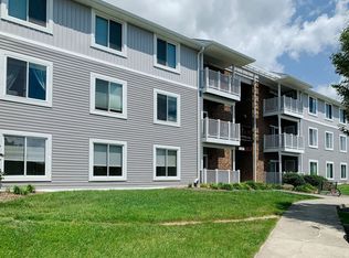 1205C University Ter, Blacksburg, VA 24060