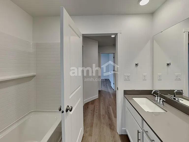 8537 49th Pl NE — Photo 15