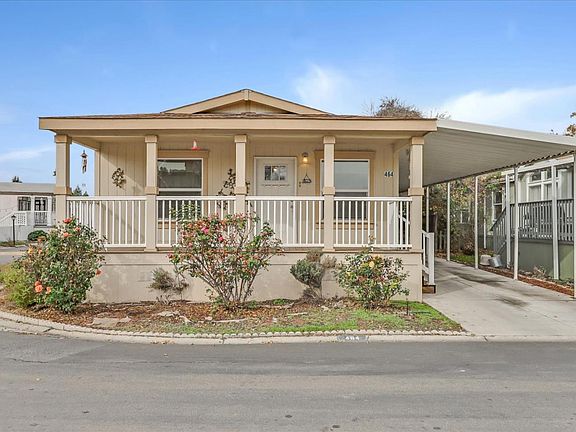 2nd image of 464 Eucalyptus Dr #464