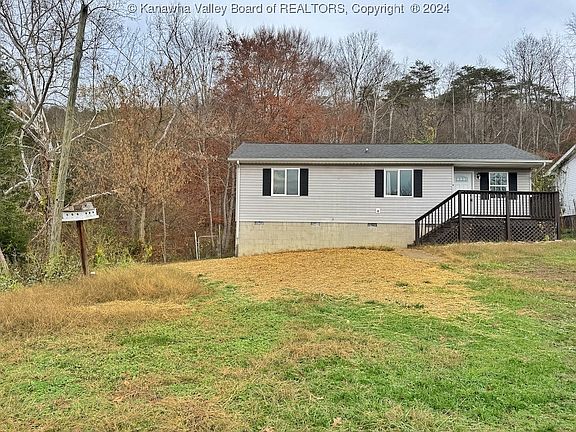2nd image of 181 Vaughan Ln
