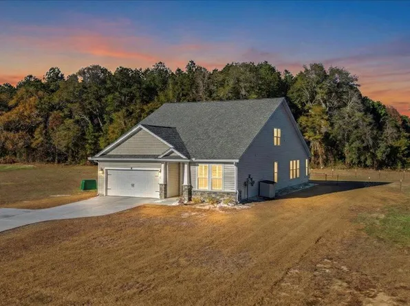 119 Braxton Rd, Harleyville, SC 29448