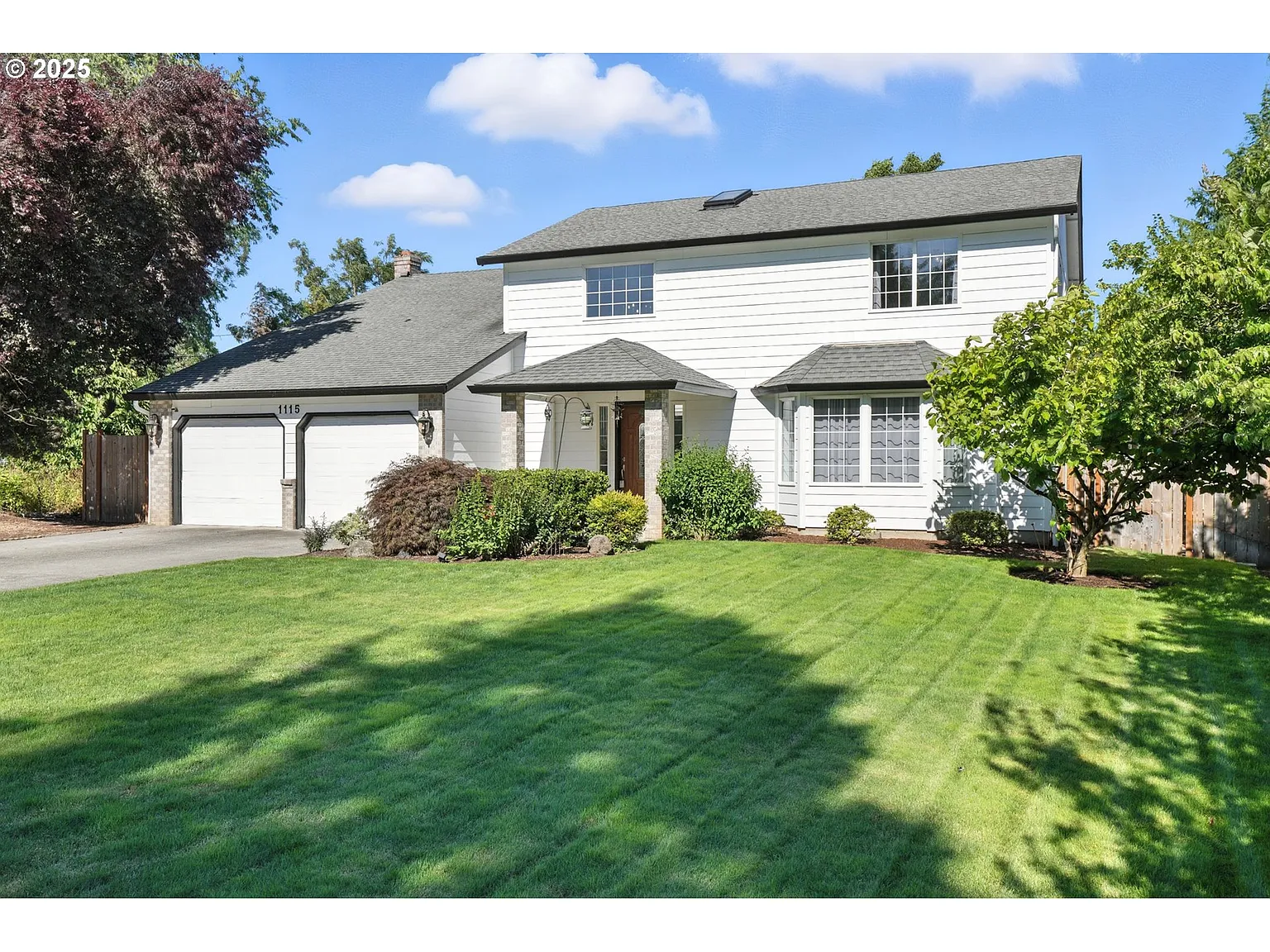 1115 SE Morgan Rd photo 1