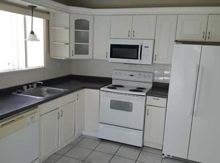 5512 NW 22nd St, Lauderhill, FL 33313