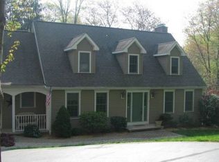 3 Dogwood Ct, Branford, CT 06405