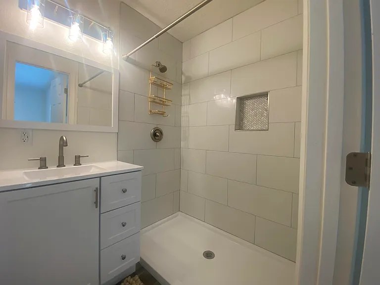 10501 Delicado Pl NE — Photo 15