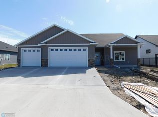 7460 Claire Dr S, Fargo, ND